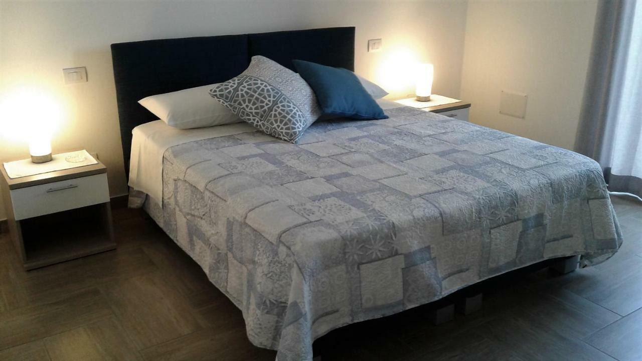 Madar Home SantʼAgata sui Due Golfi Екстериор снимка