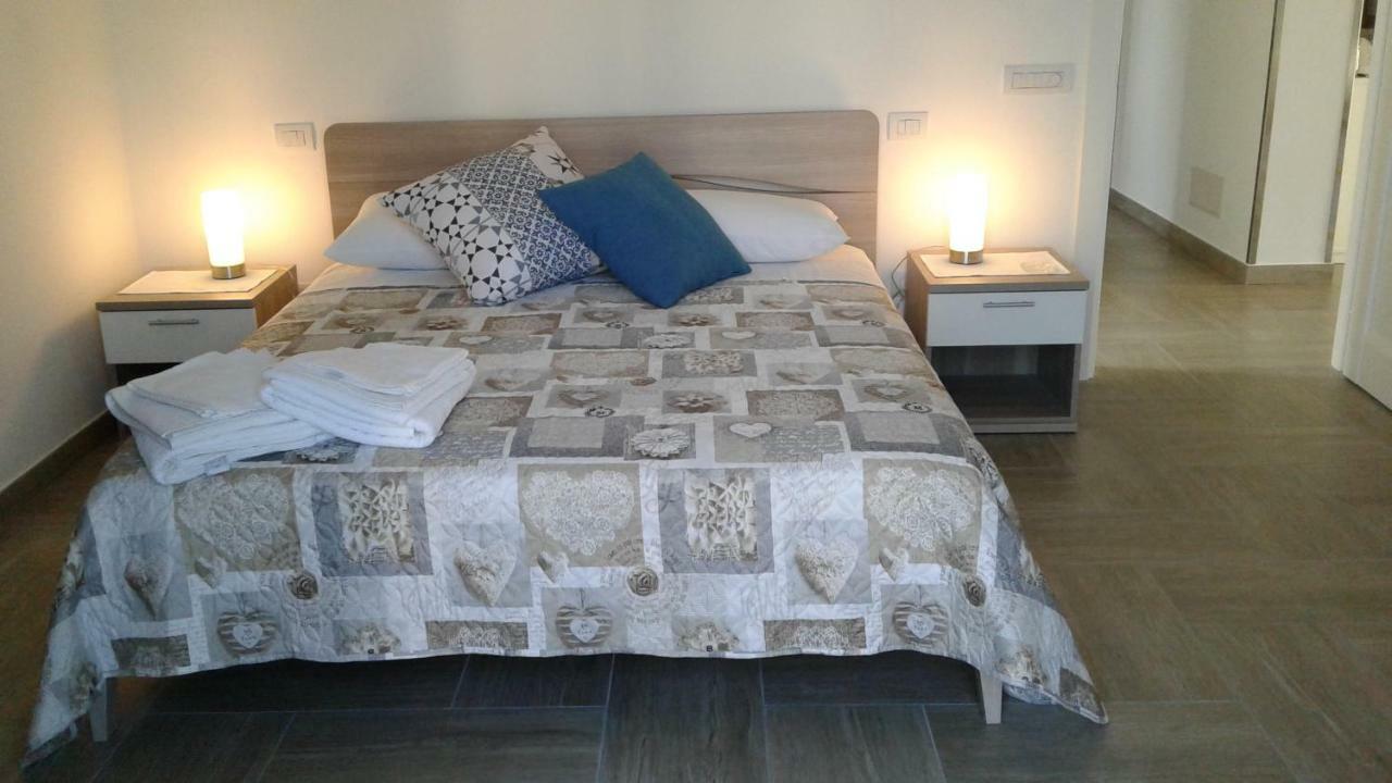 Madar Home SantʼAgata sui Due Golfi Екстериор снимка
